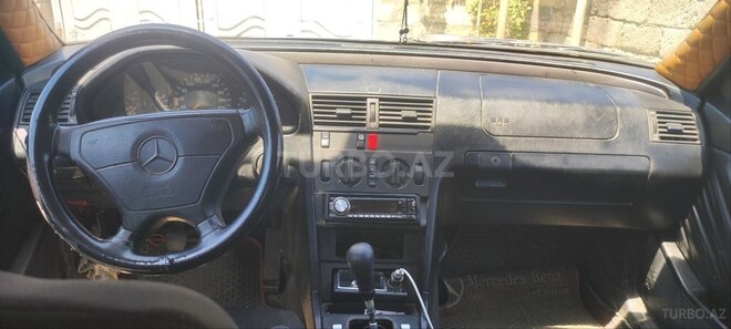 Mercedes C 220-6