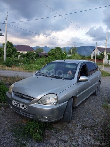 Kia Rio-1