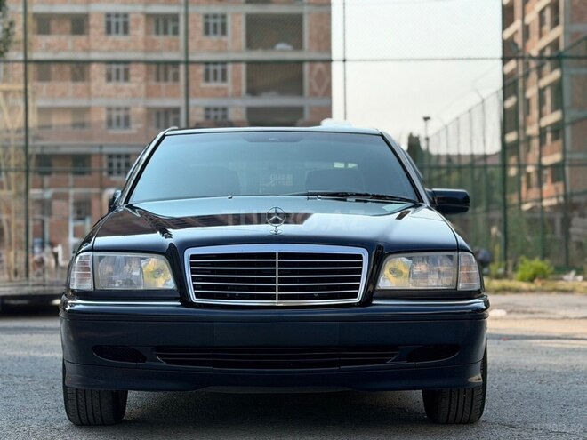 Mercedes C 240-1
