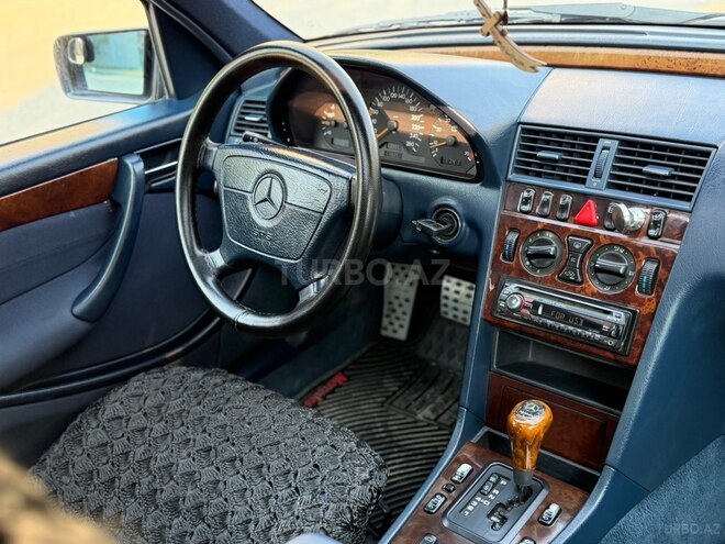 Mercedes C 240-10