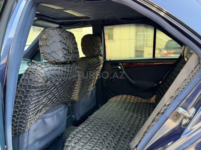 Mercedes C 240-13