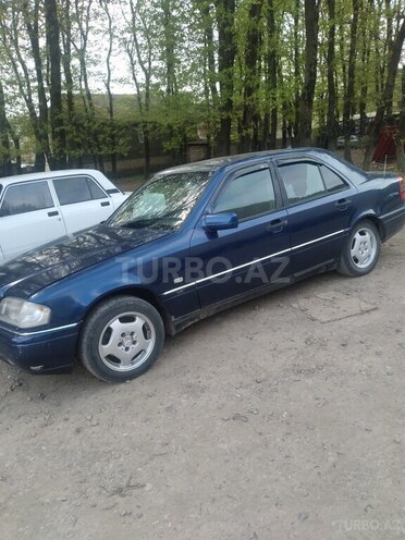 Mercedes C 180-2