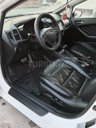 Kia Cerato-6