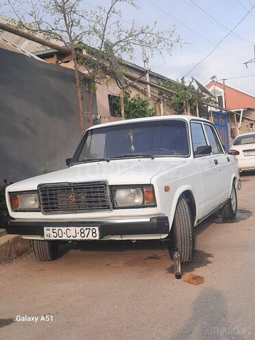 LADA (VAZ) 2107-1