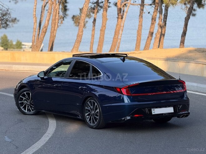 Hyundai Sonata-11