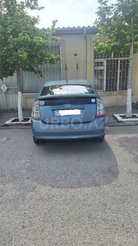 Toyota Prius-8