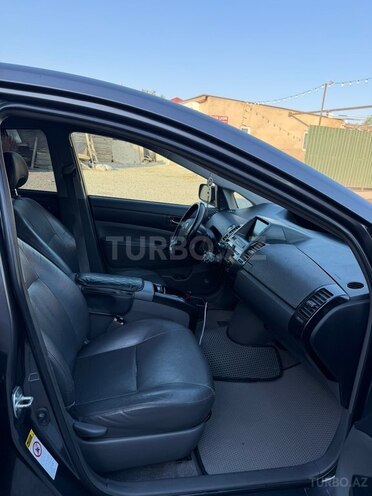 Toyota Prius-9