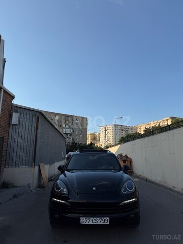 Porsche Cayenne-3