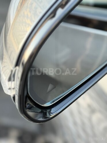 Mercedes E 220 d-7