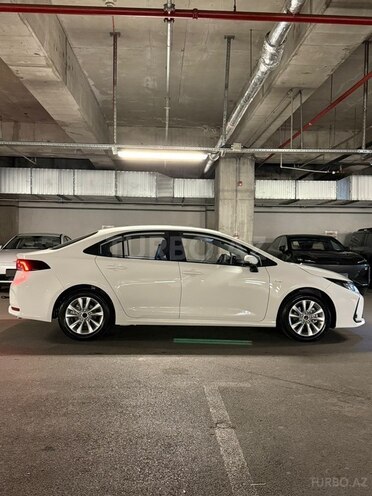 Toyota Corolla-5