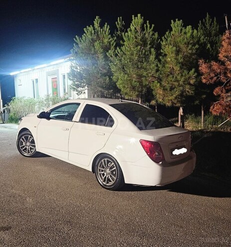 Chevrolet Aveo-2