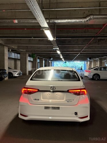 Toyota Corolla-10