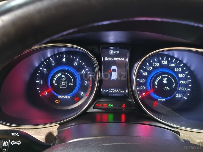 Hyundai Santa Fe-20