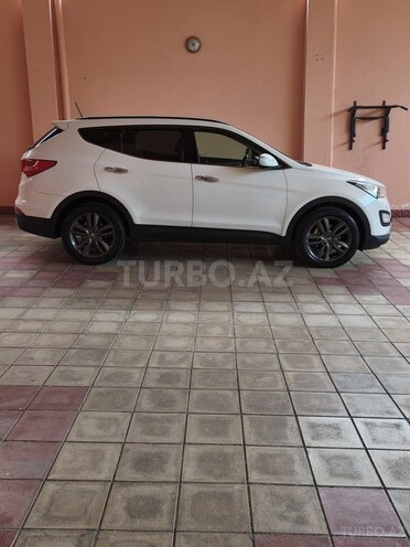 Hyundai Santa Fe-6