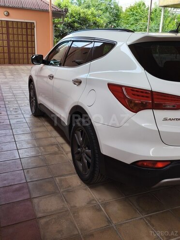 Hyundai Santa Fe-3