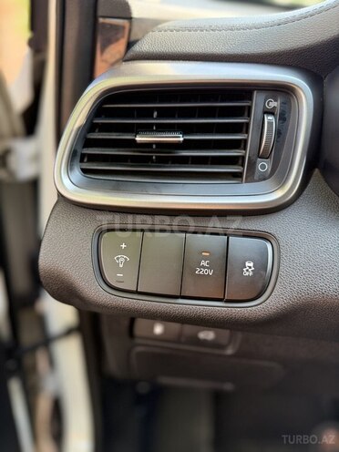 Kia Sorento-13