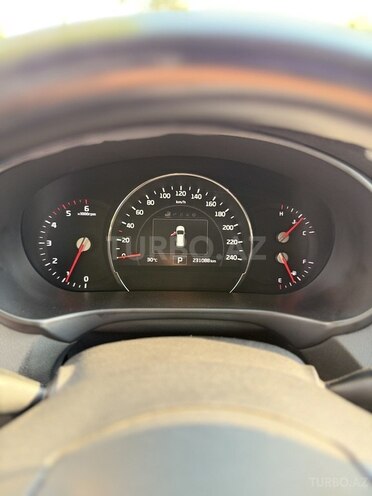 Kia Sorento-11