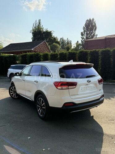 Kia Sorento-5