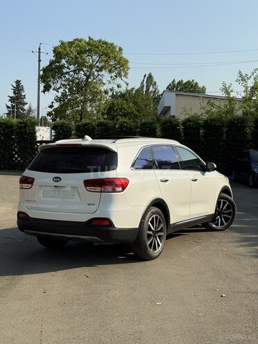Kia Sorento-3