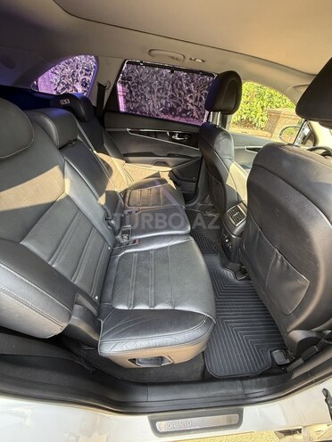 Kia Sorento-15