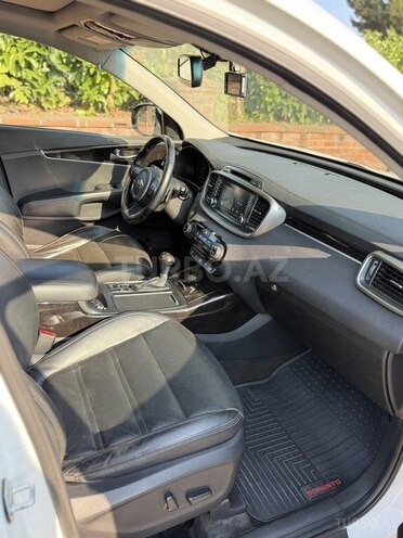 Kia Sorento-17