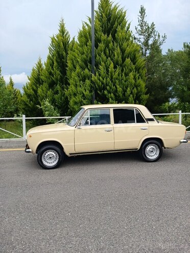 LADA (VAZ) 21011-5