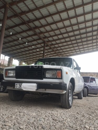 LADA (VAZ) 2107-1