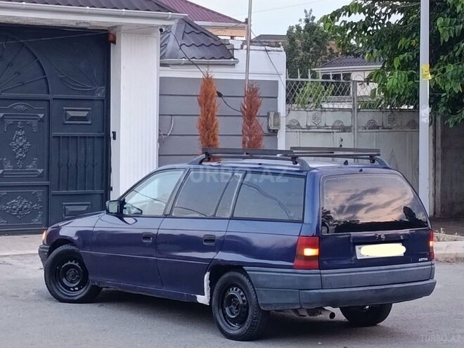 Opel Astra-7