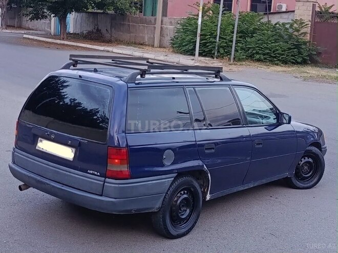 Opel Astra-18