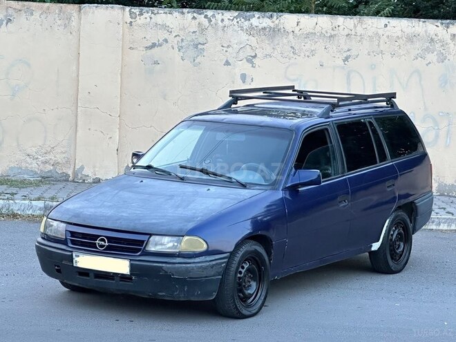 Opel Astra-11