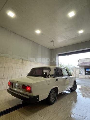 LADA (VAZ) 2107-4