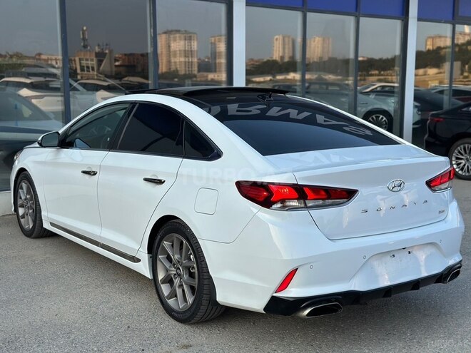 Hyundai Sonata-6