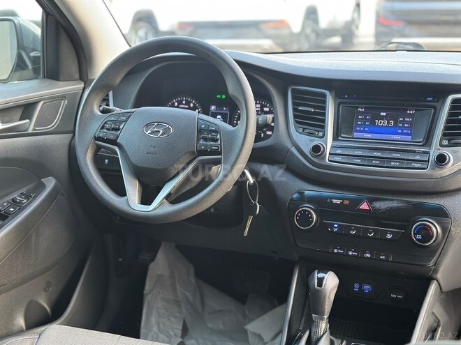 Hyundai Tucson-8