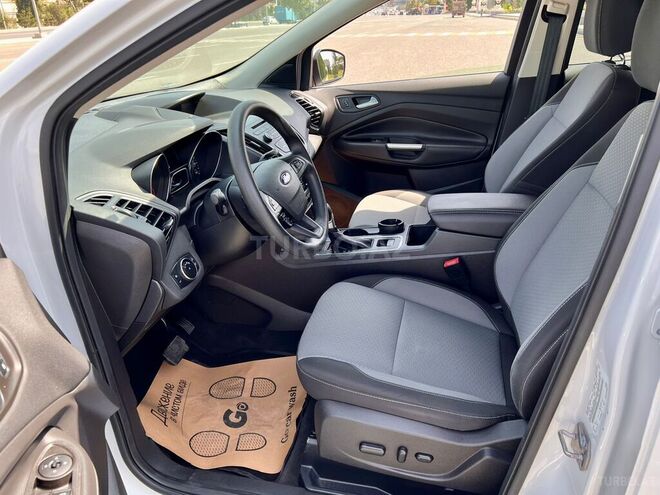 Ford Escape-9