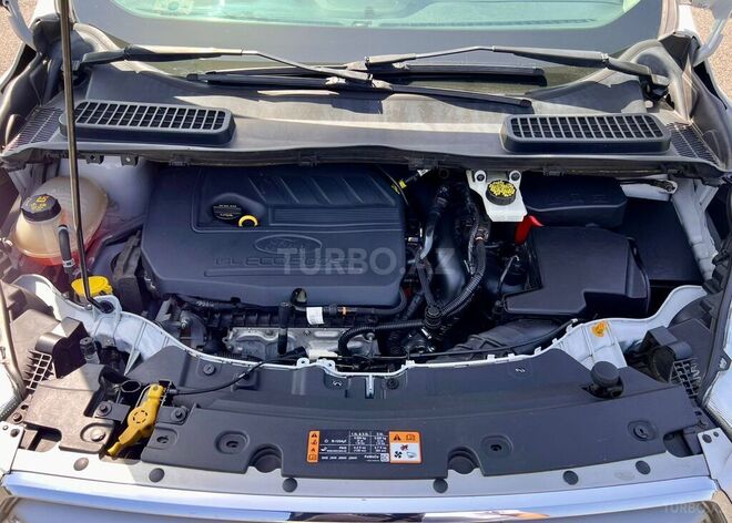 Ford Escape-14