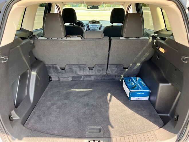 Ford Escape-13