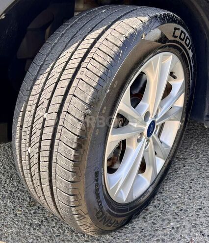 Ford Escape-4