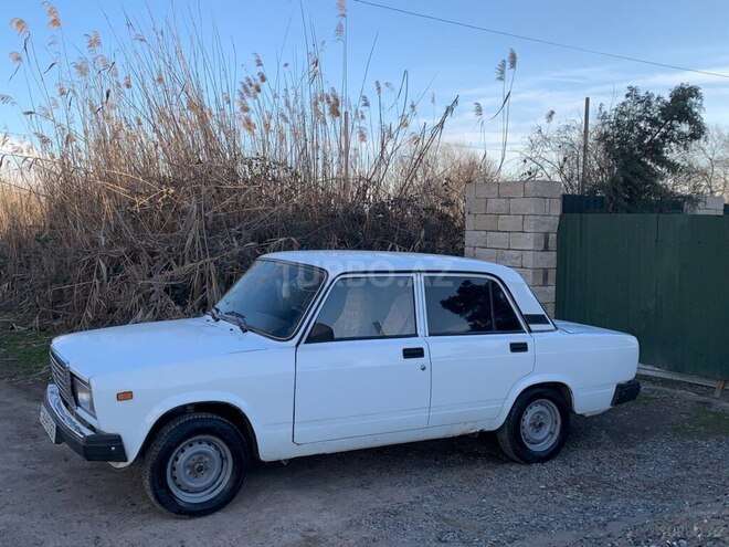 LADA (VAZ) 2107-18