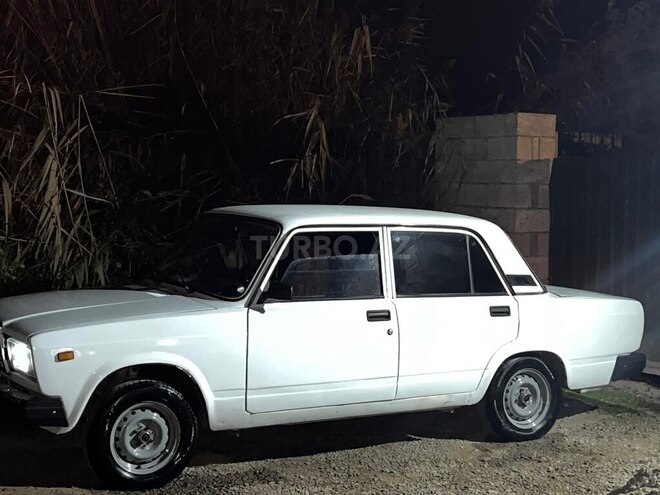 LADA (VAZ) 2107-19