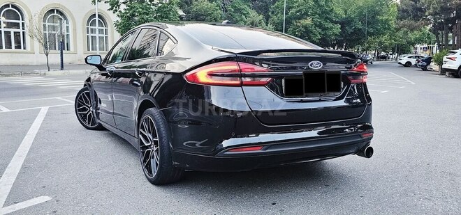 Ford Fusion (North America)-8