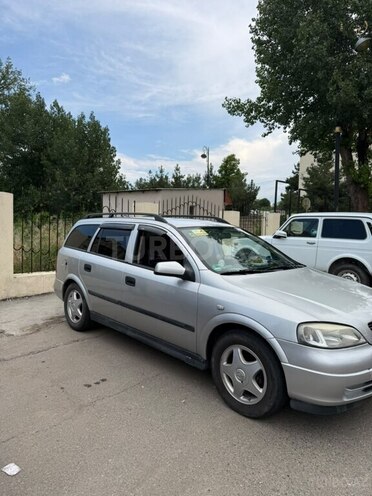 Opel Astra-9