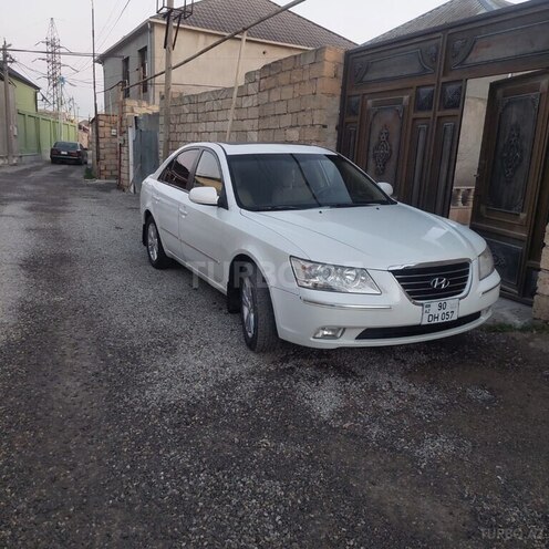 Hyundai Sonata-1