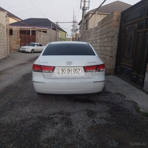 Hyundai Sonata-5