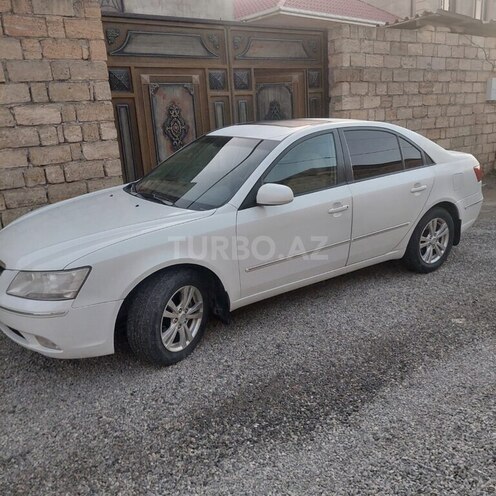 Hyundai Sonata-2