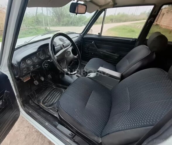 LADA (VAZ) 2106-3