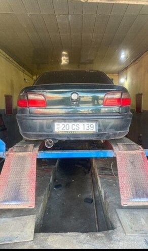 Opel Omega-12
