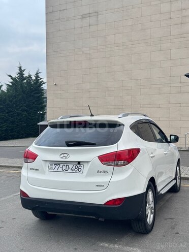 Hyundai ix35-4