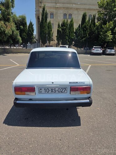 LADA (VAZ) 2107-2