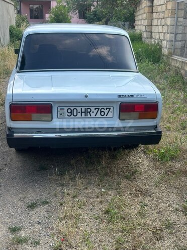 LADA (VAZ) 2107-4