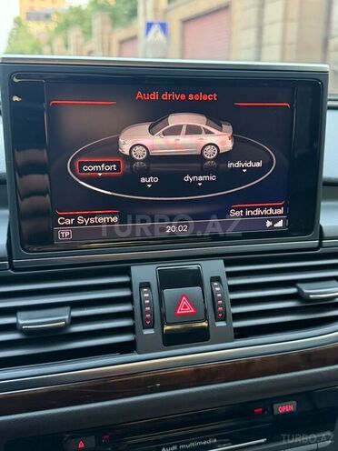 Audi A6-12